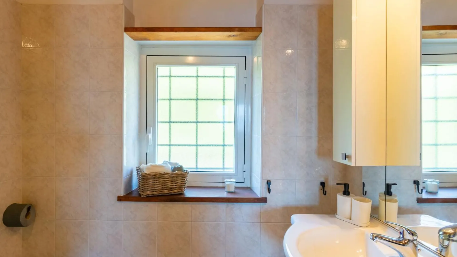 Holiday Home Roby By Interhome Dosso del Liro